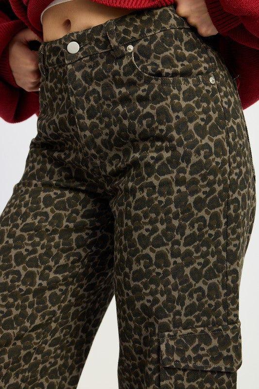 Mid Rise Wide Leg Cargo Leopard Jeans