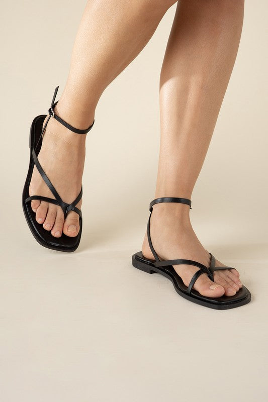 Elio Flat Sandals