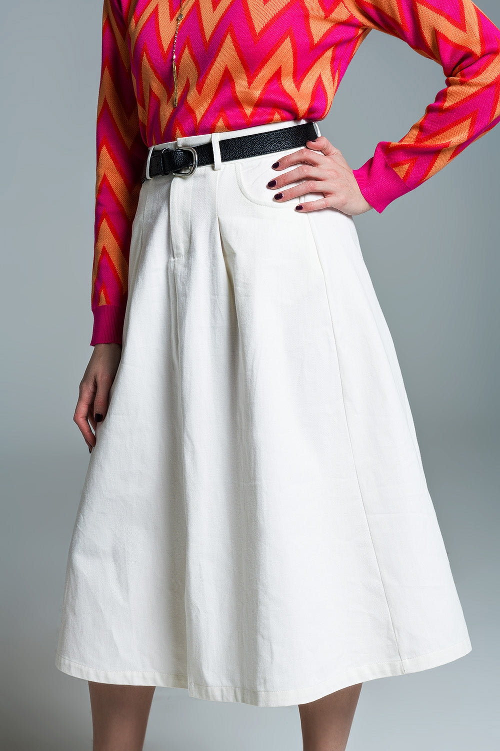 A Line Midi White Skirt with Pockets in White