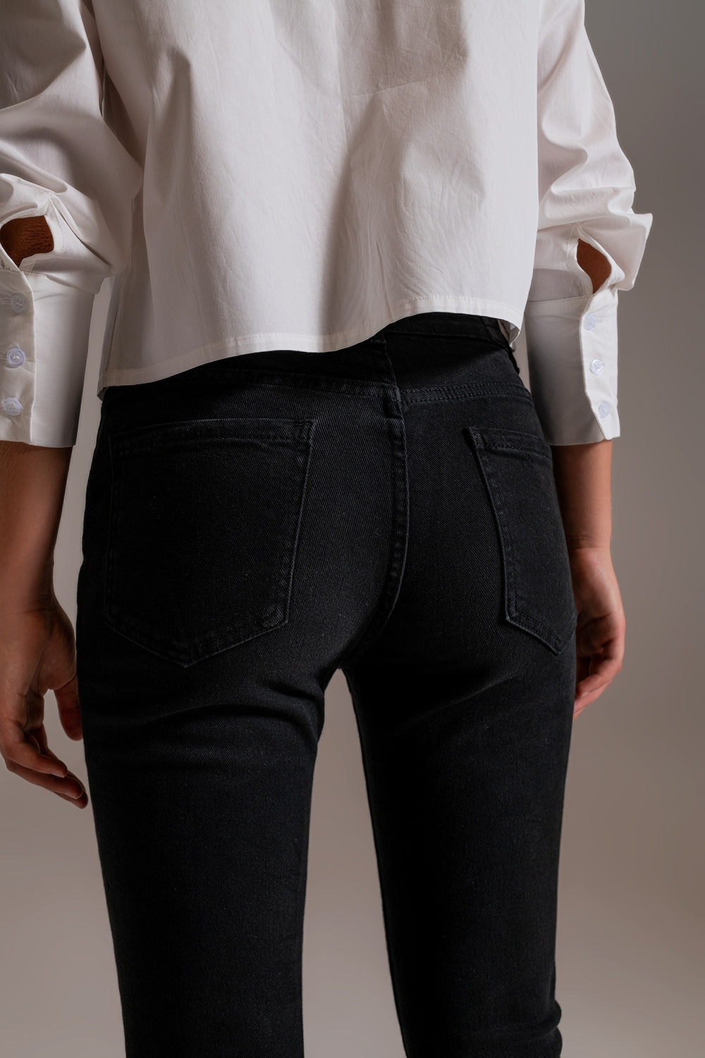 Basic Skinny Jeans in Black