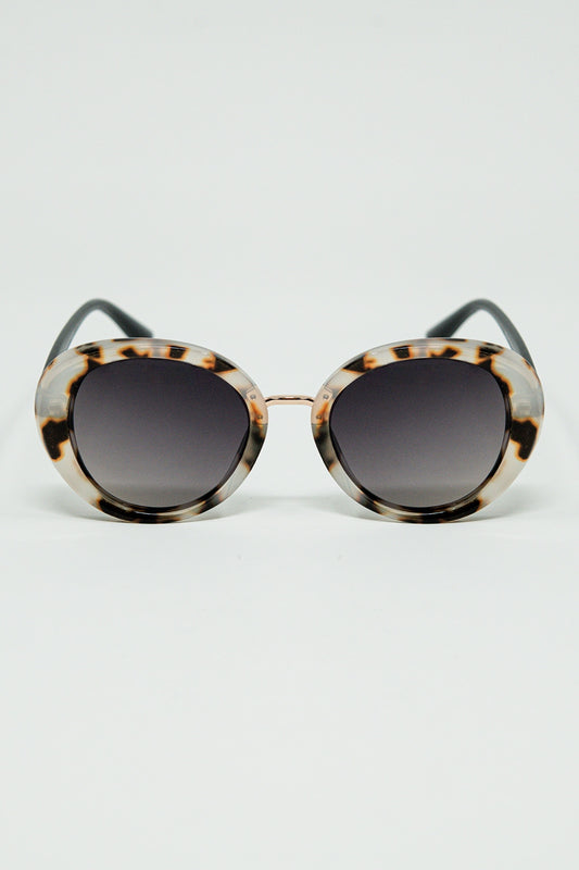 Q2 Beige Sunset Spot Oval Shaped Sunglasses