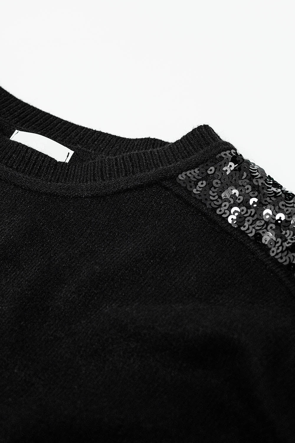 Black Long Sleeves Sweater with Sequins on the Shoulders