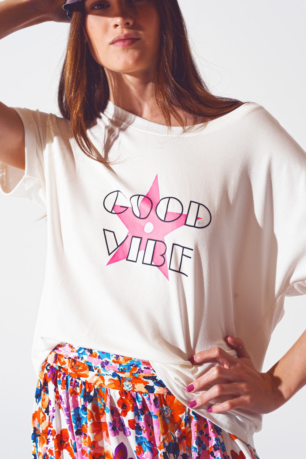 Boat Neck T-shirt With Good Vibe Text in White and Pink