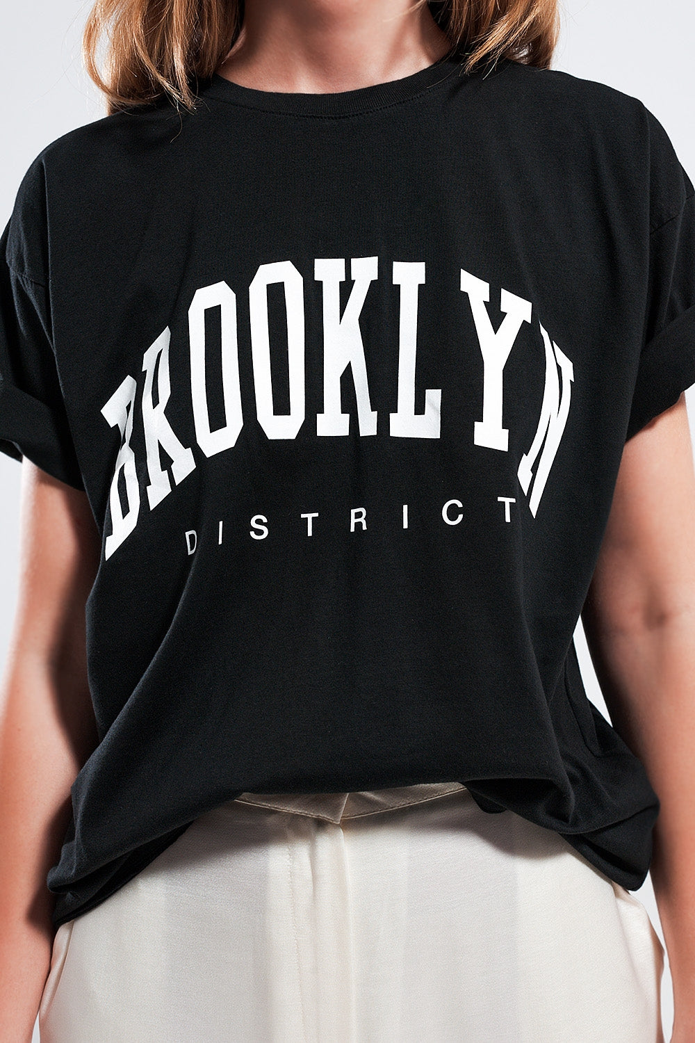 Q2 Brooklyn t shirt in black