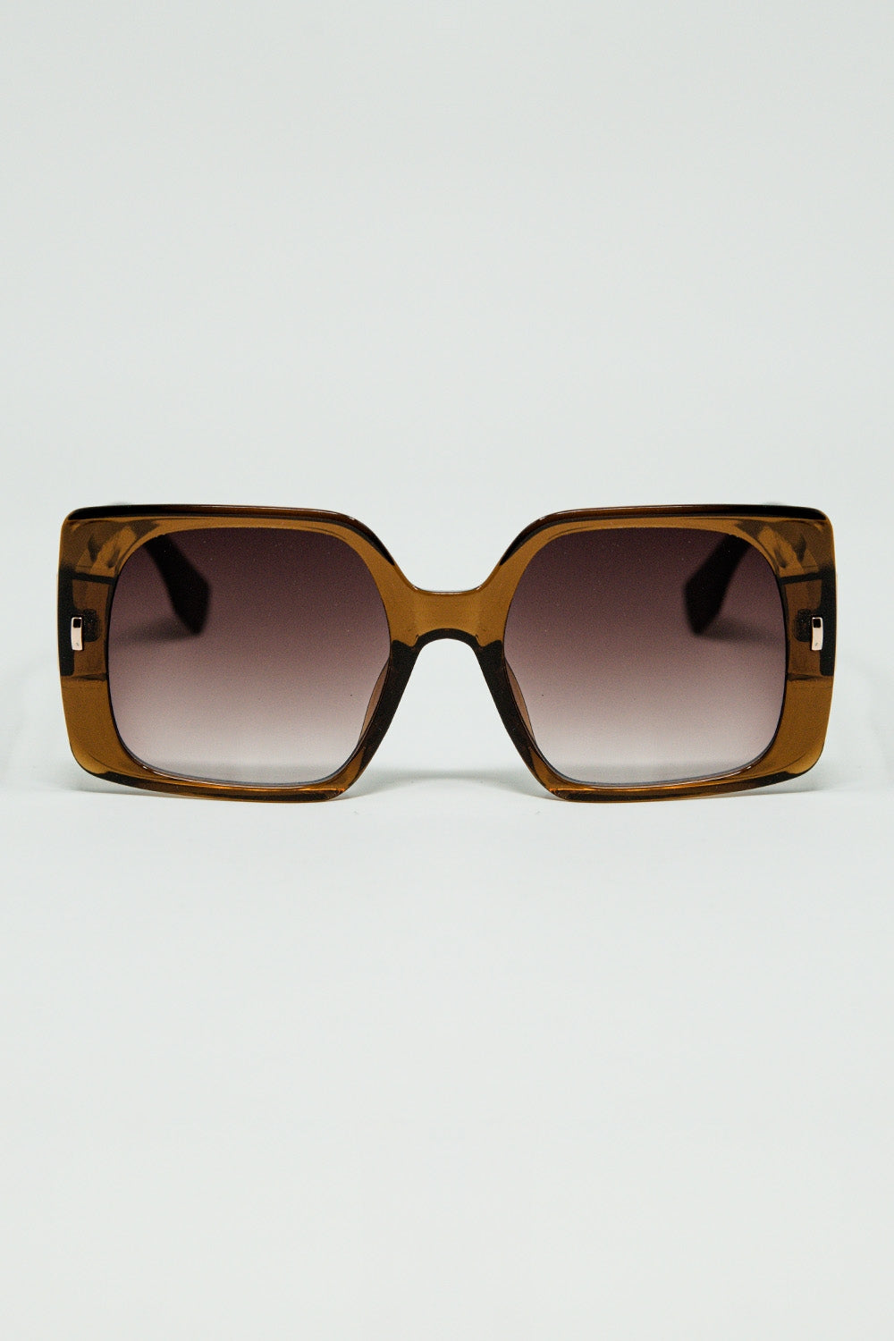 Q2 Brown square sunglasses with gold detail on the side