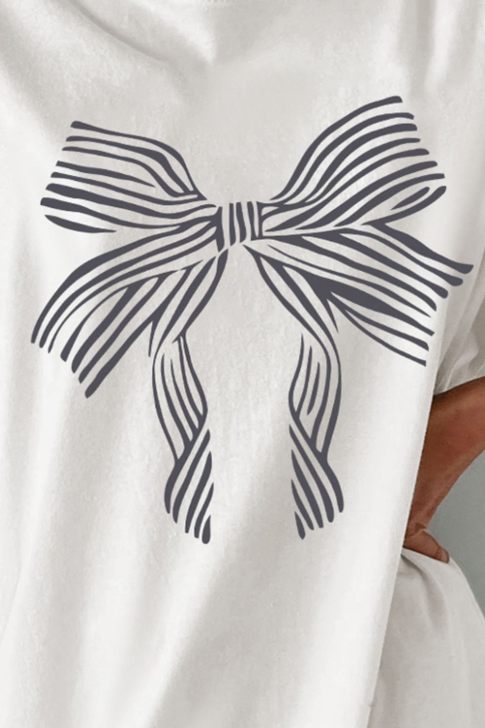 Bow Graphic T-Shirt