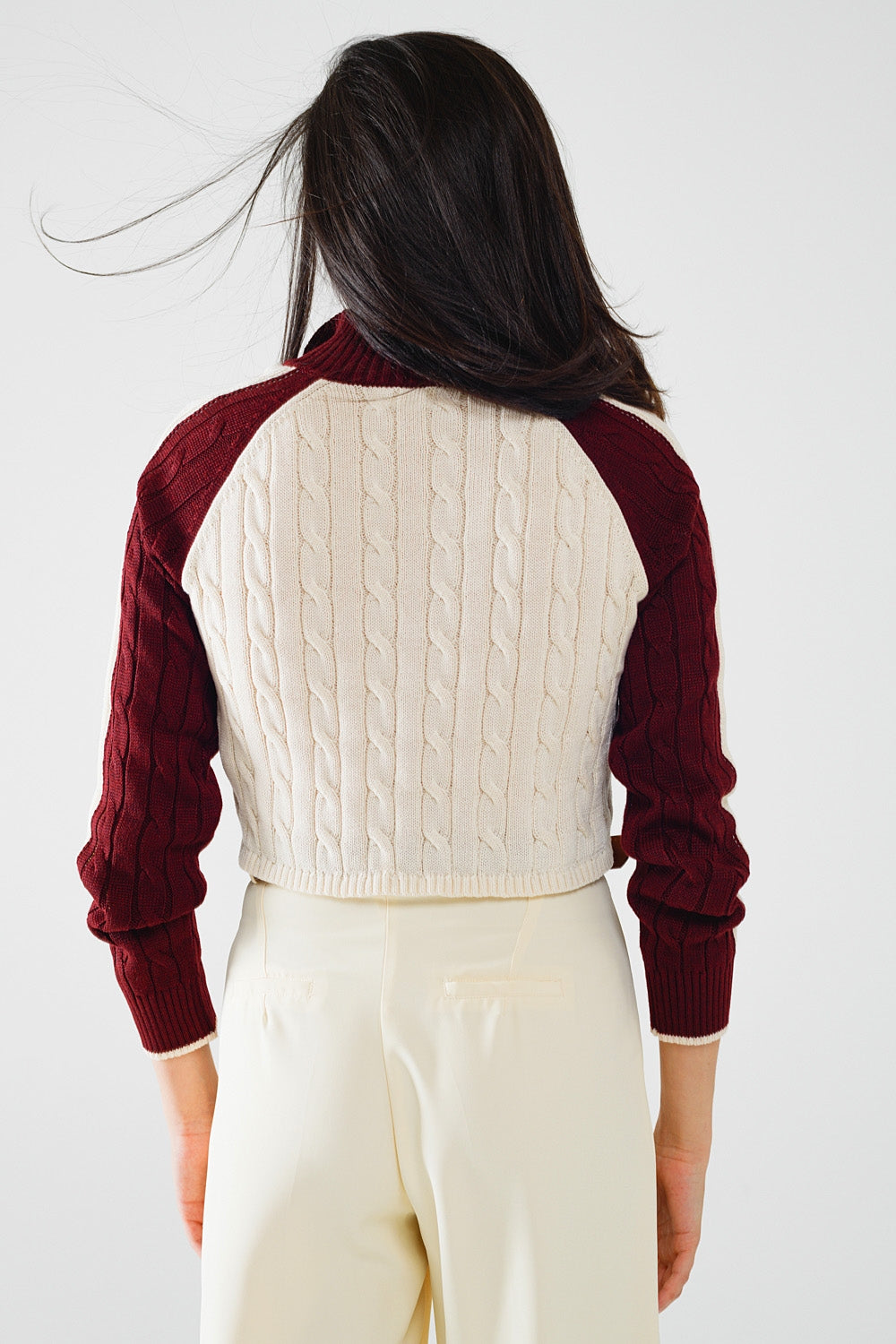 Cropped White and Burgundy Sweater with Neck Zipper