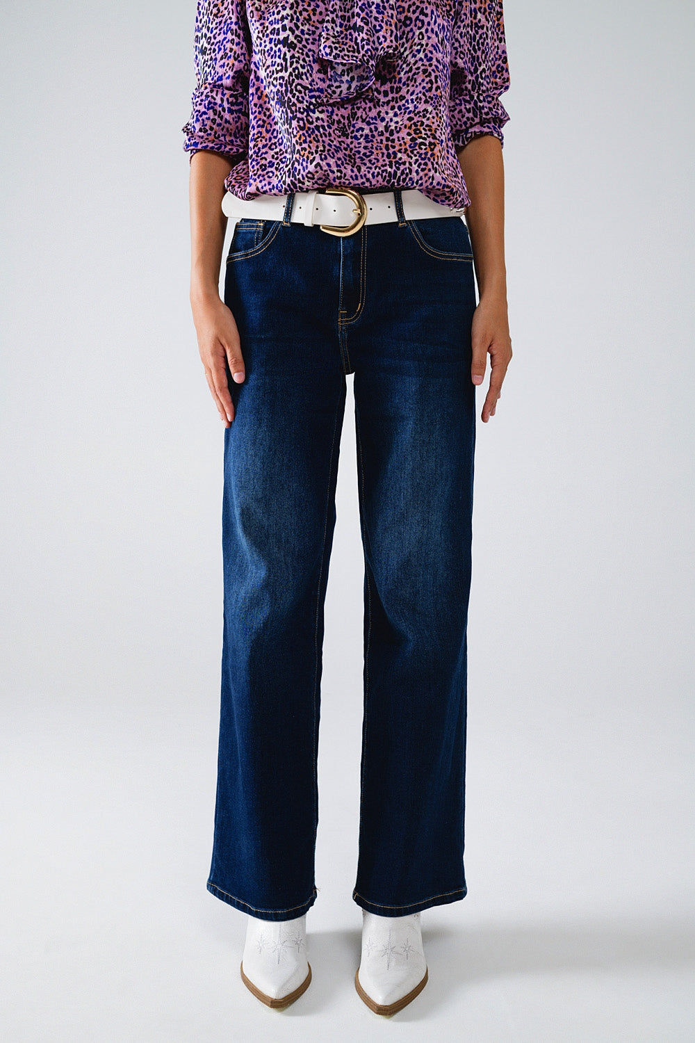 Q2 Dark wash wide leg 90's Jeans