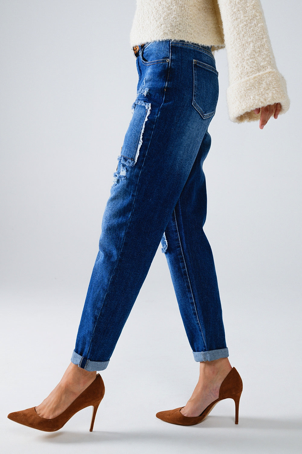 Loose Blue Jeans with Subtle Ripped Design and Patches