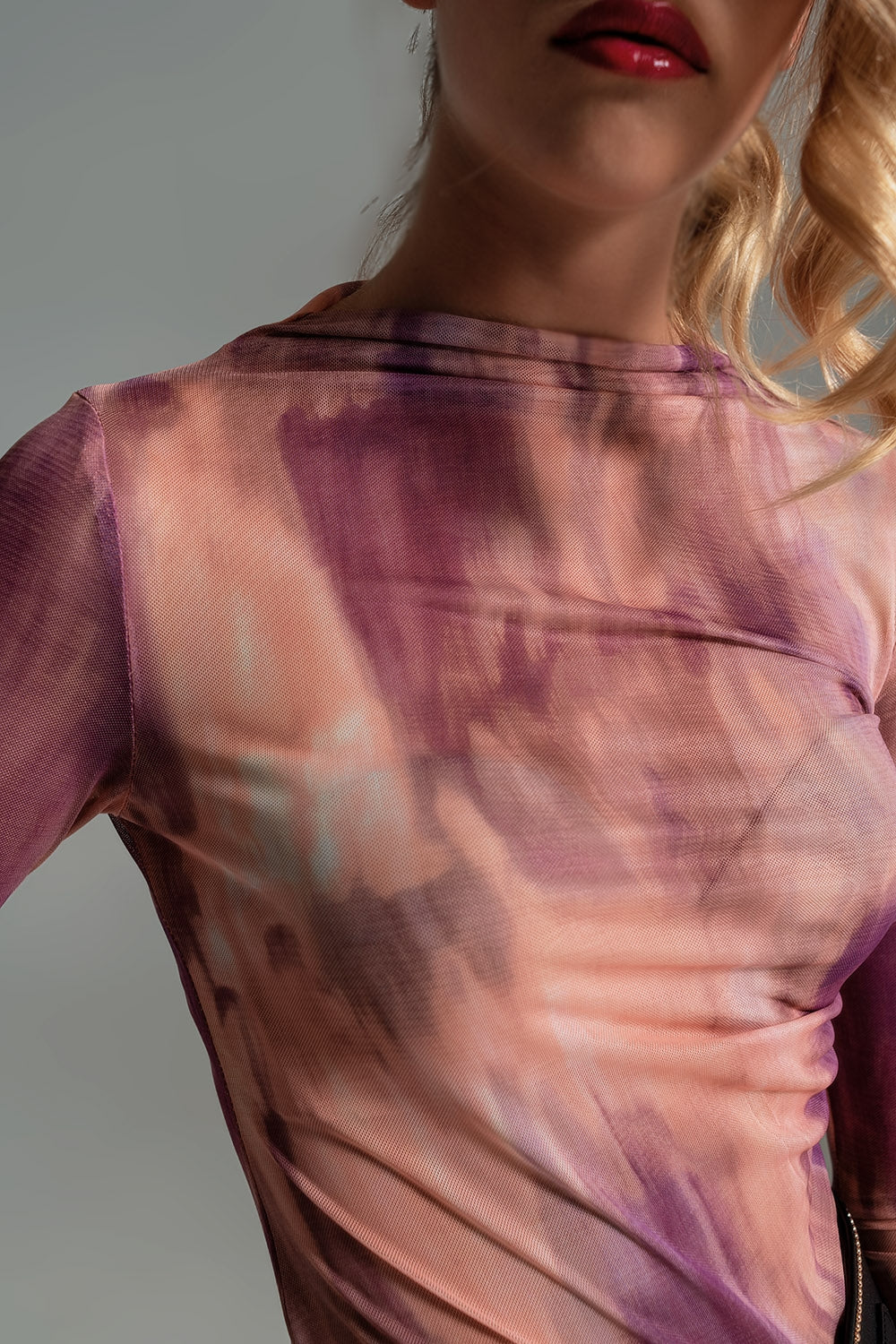 Mesh Top Rouched at the Side in Abstract Pink Print