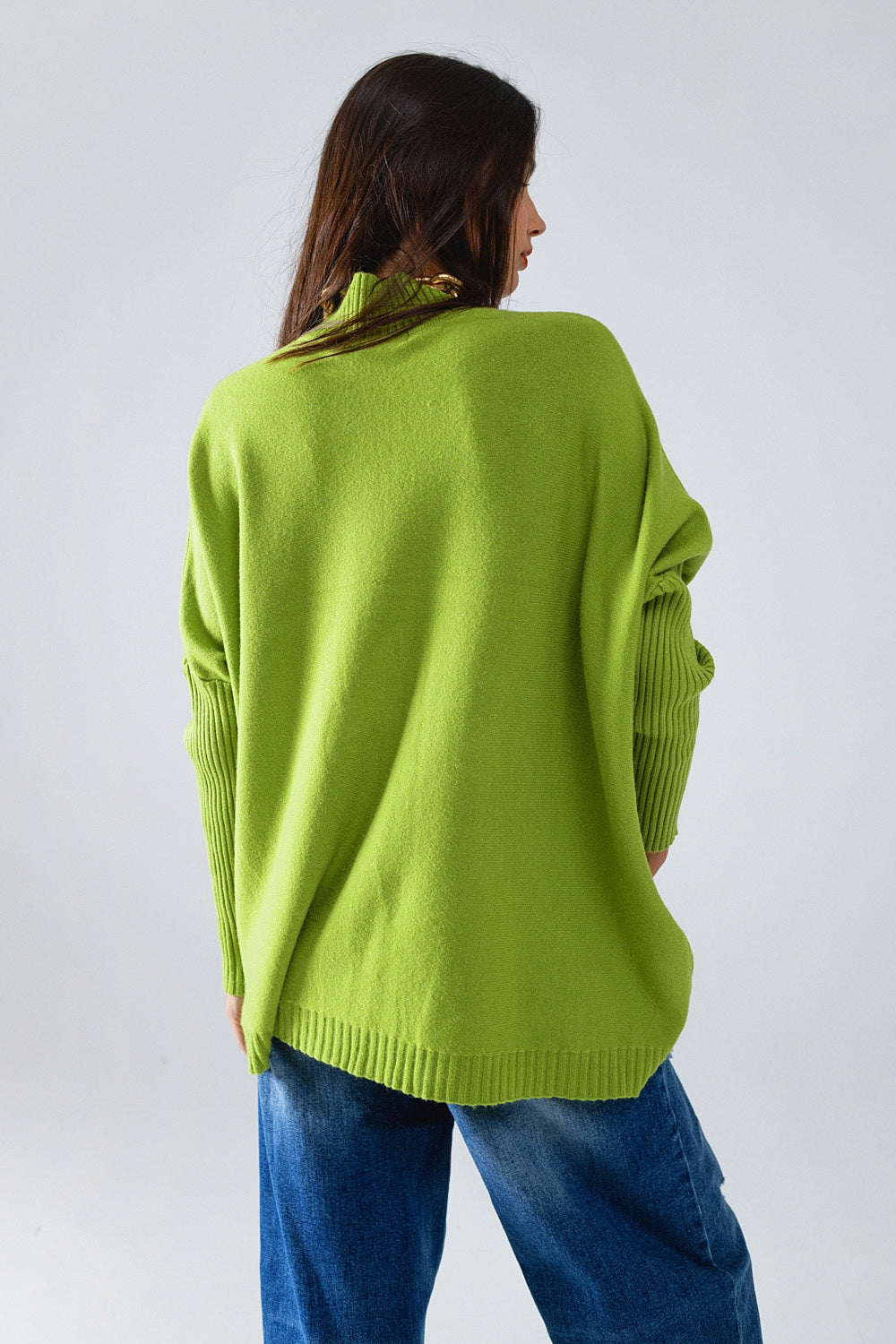 Oversized Cozy Green Sweater with Ribbed Sleeves