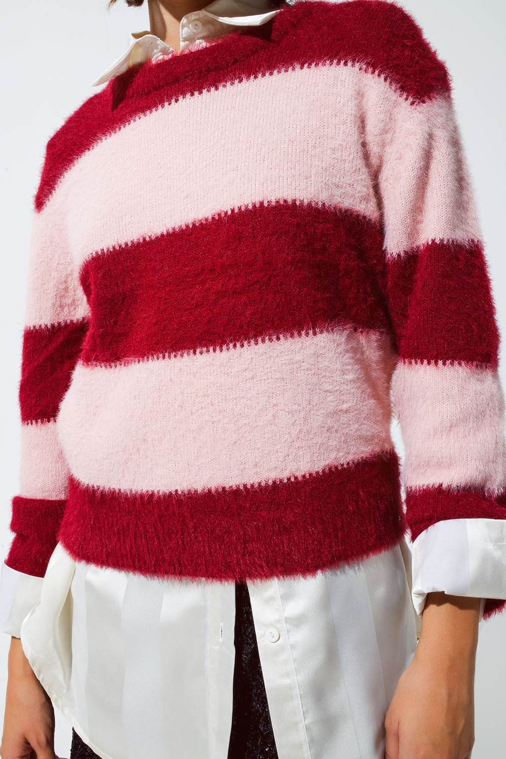 Pink Sweater with Stripes and a Crew Neck