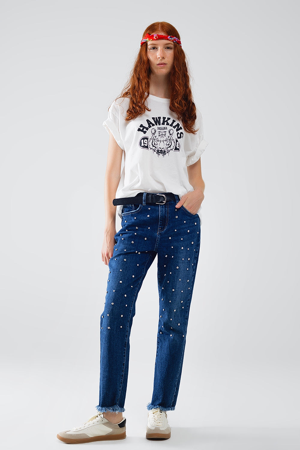 Straight Blue Jeans with Strass Front Details and Frayed Ends