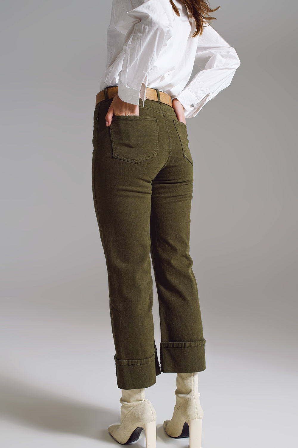 Straight Leg Jeans with Cropped Hem in Dark Green