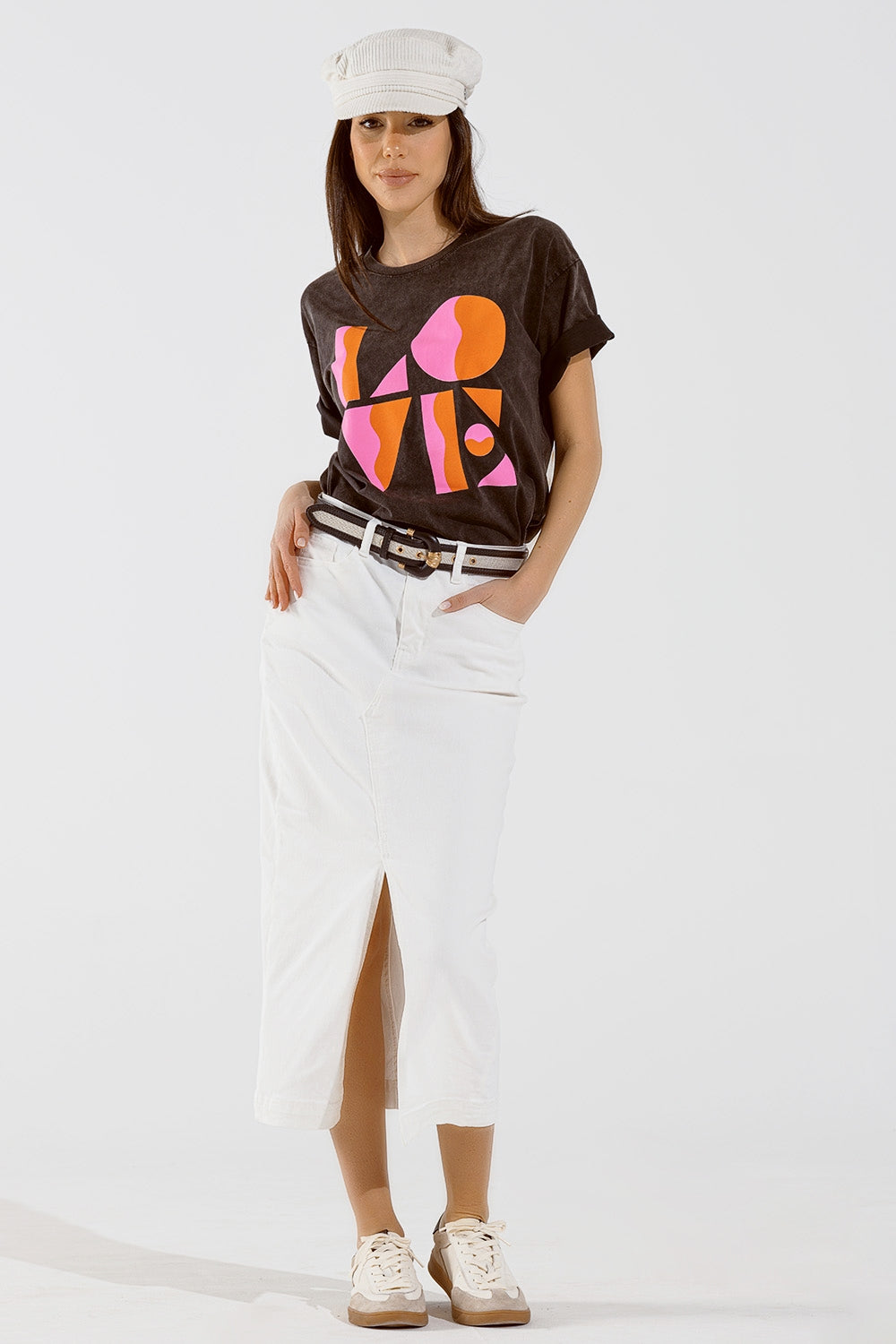 T-shirt with LOVE Art Deco Digital Print in Washed Black