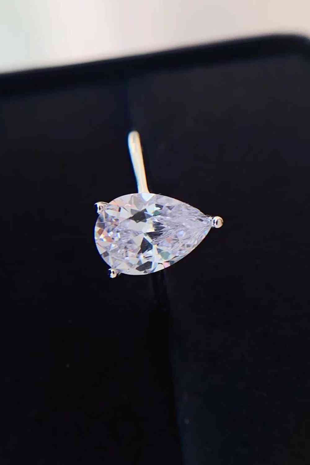 Classical Teardrop 2 Carat Moissanite Ring