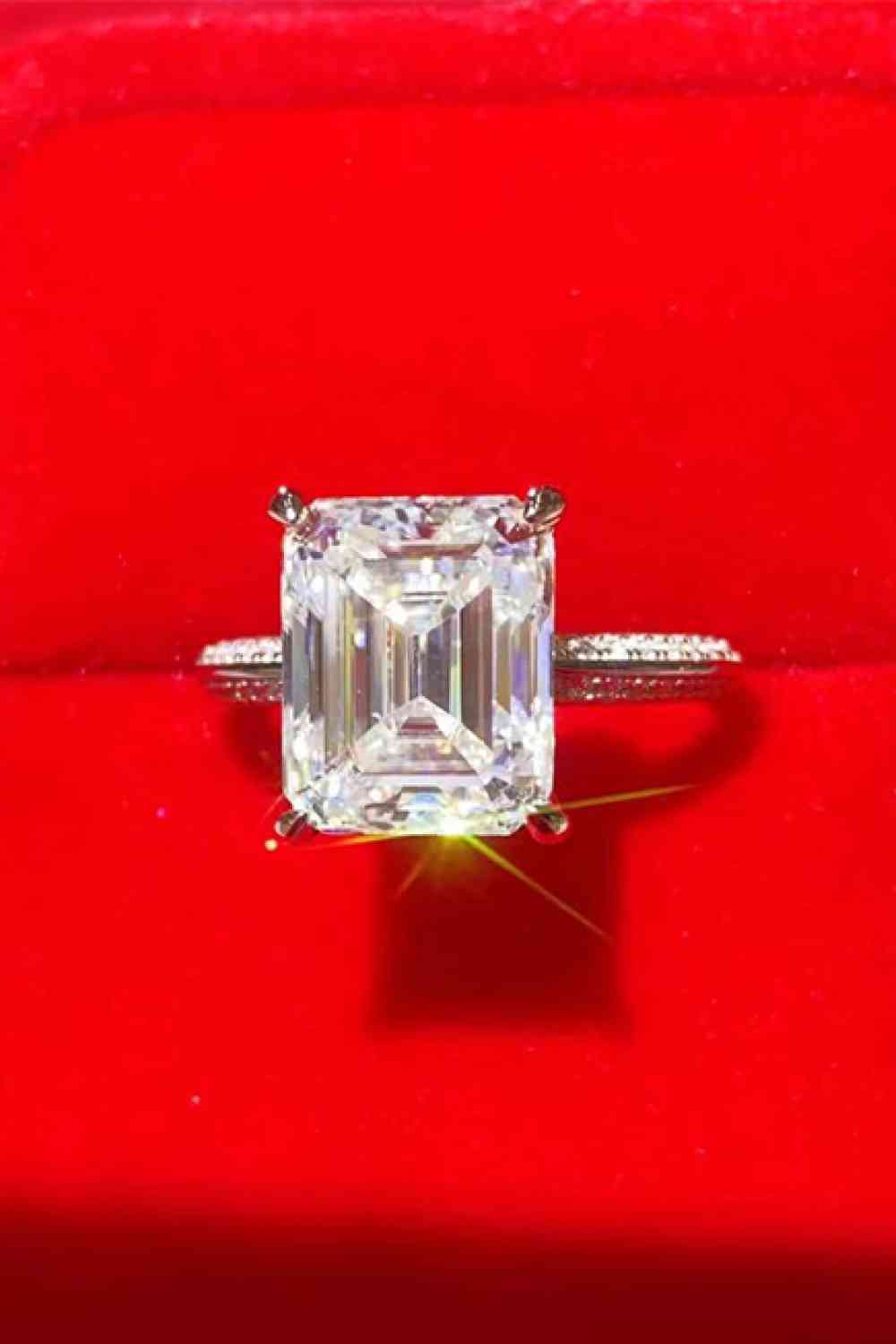 Shimmer Shuffle 5 Carat Moissanite Ring