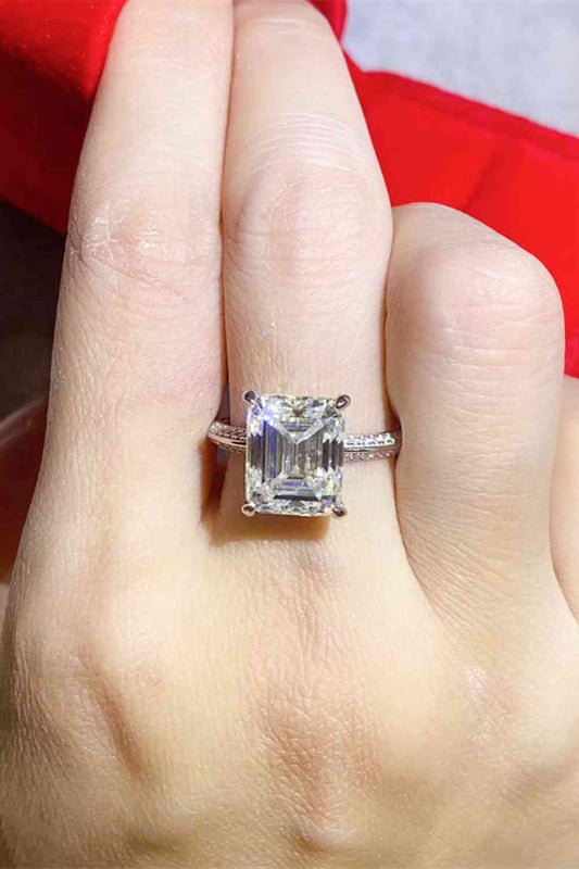 Shimmer Shuffle 5 Carat Moissanite Ring