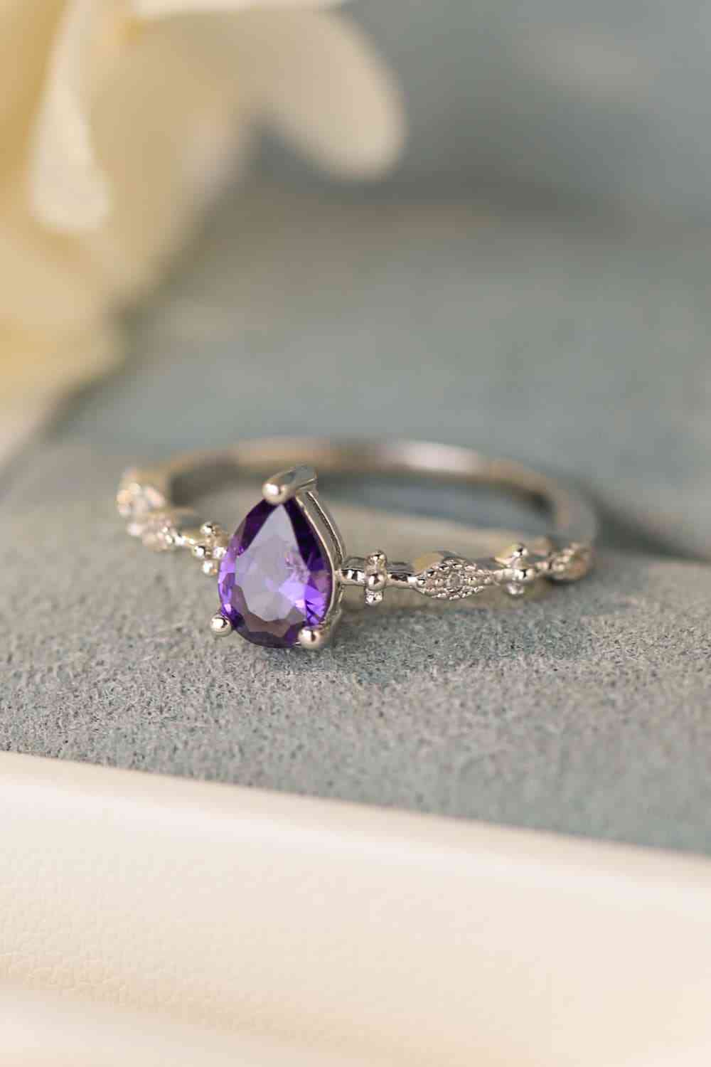 Brilliant Breeze Amethyst Ring