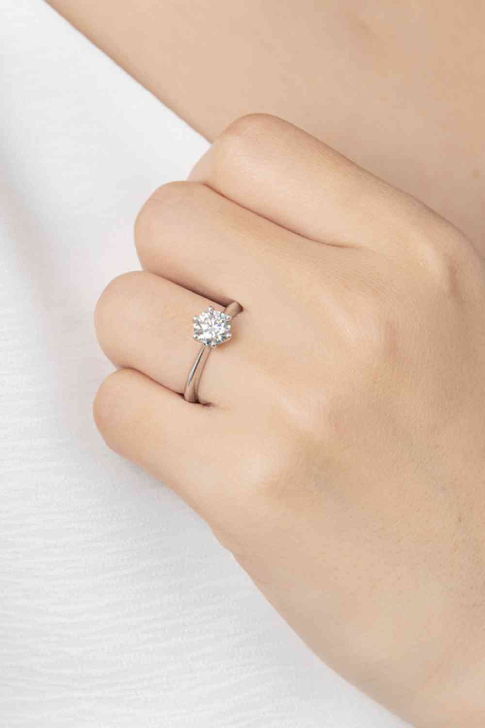 Wonderful Life 1 Carat Moissanite Ring