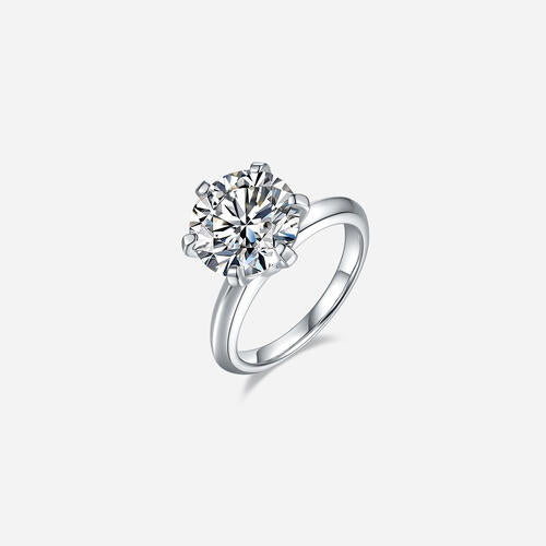 Twinkle Solitaire 5 Carat Moissanite Ring