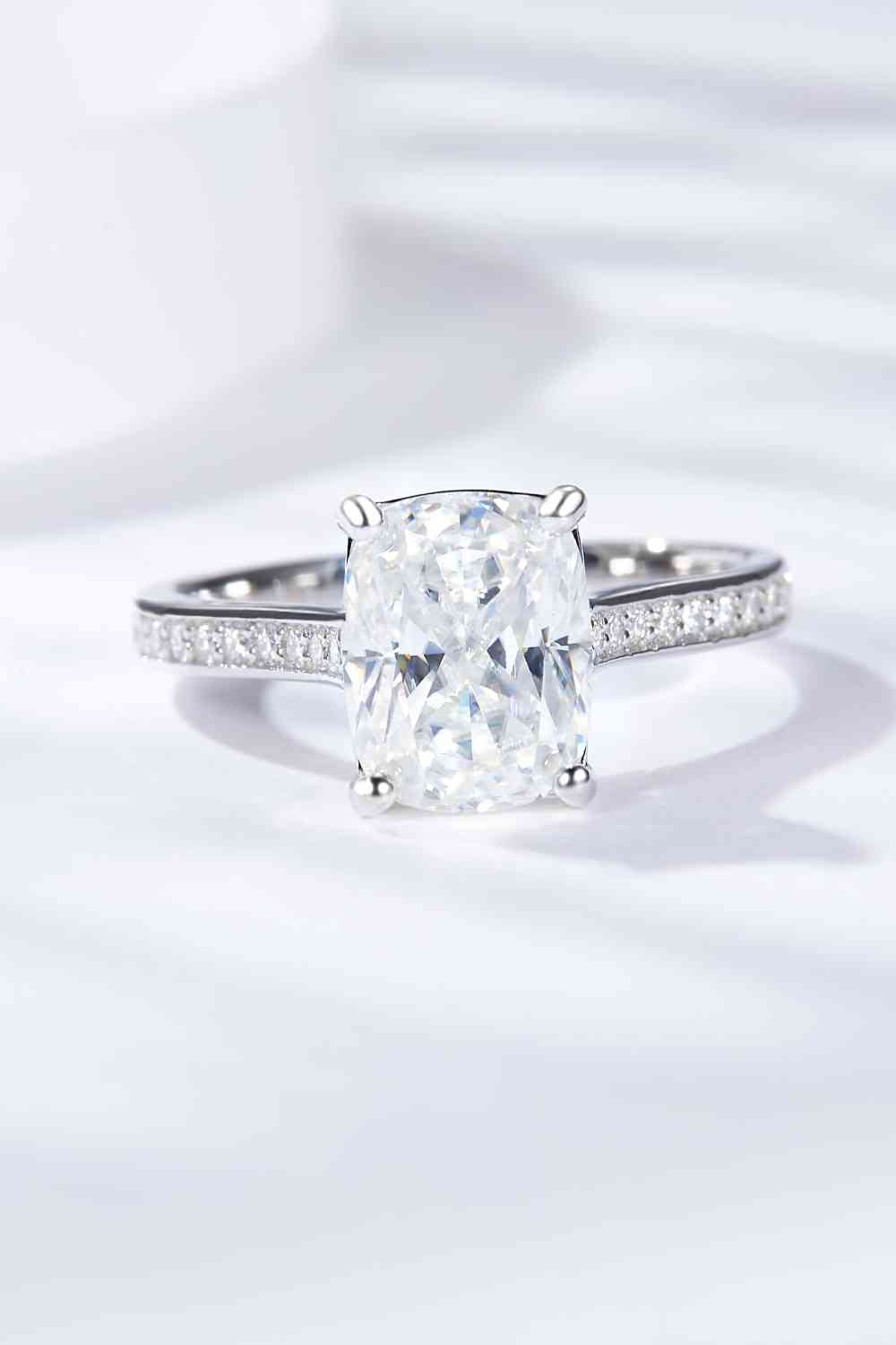 Dazzling Twilight 3 Carat Moissanite Ring