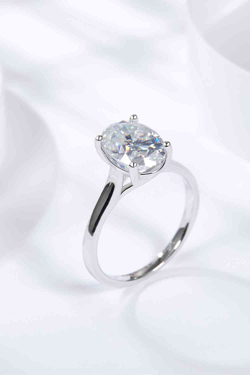 Shimmer Solitaire 2.5 Carat Moissanite Ring