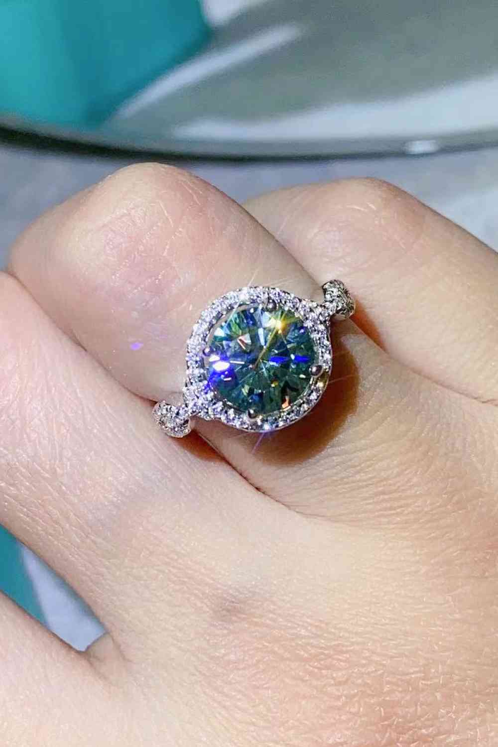 Misty Opulence 2 Carat Green Moissanite Ring