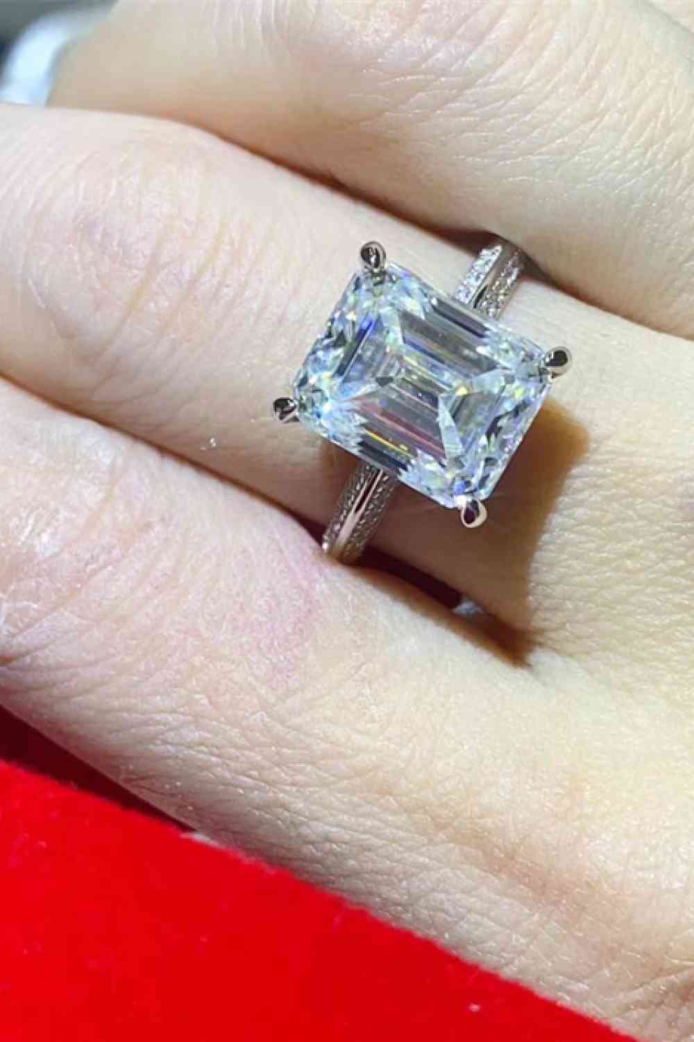 Shimmer Shuffle 5 Carat Moissanite Ring