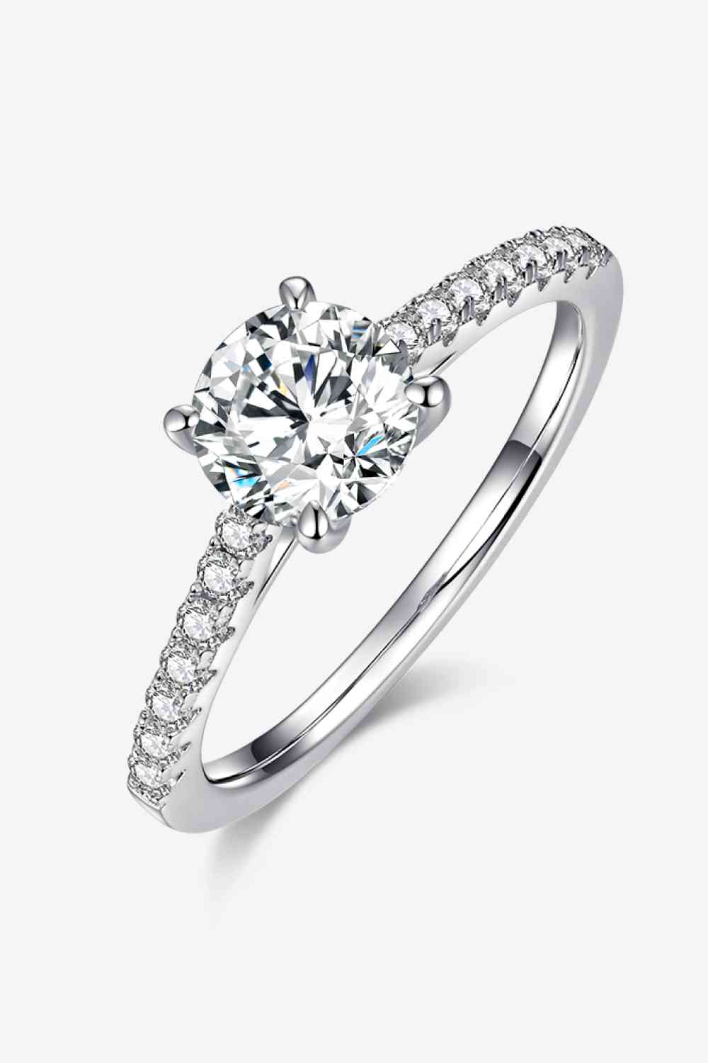 Graceful Gaze 1 Carat Moissanite Ring