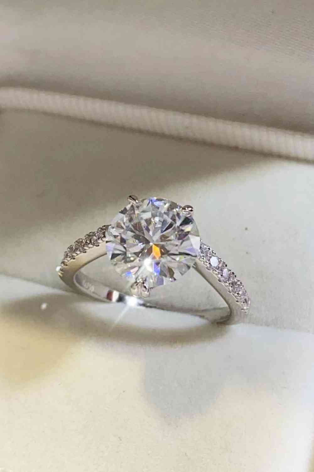 Dazzle Dance 3 Carat Moissanite Ring