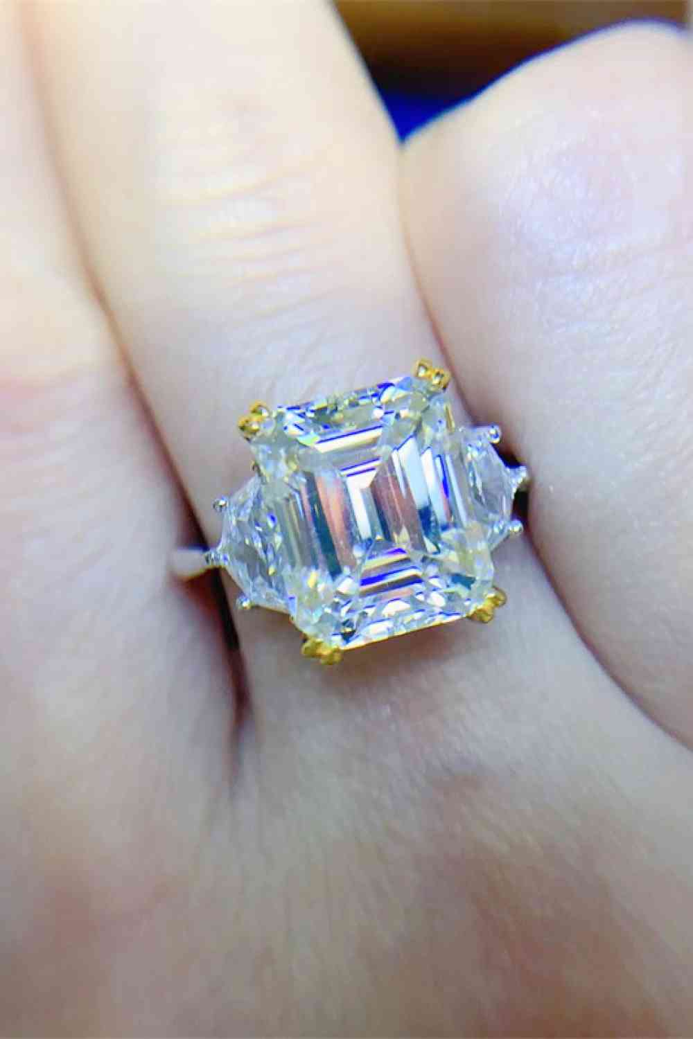 Luminous Jamboree 5 Carat Moissanite Ring