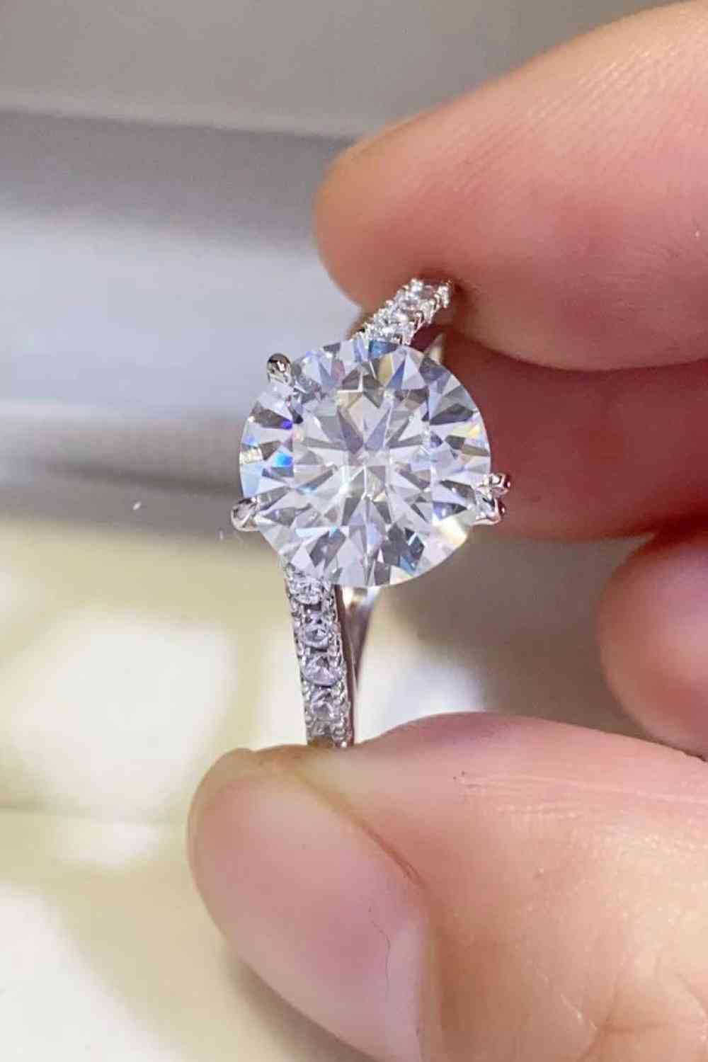 Dazzle Dance 3 Carat Moissanite Ring