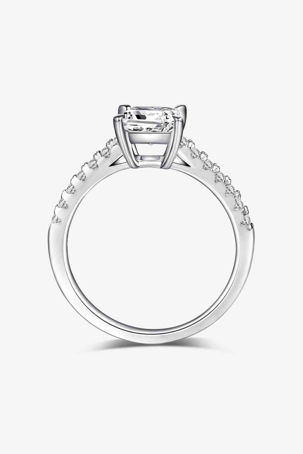 Velvet Whispers 1 Carat Moissanite Ring