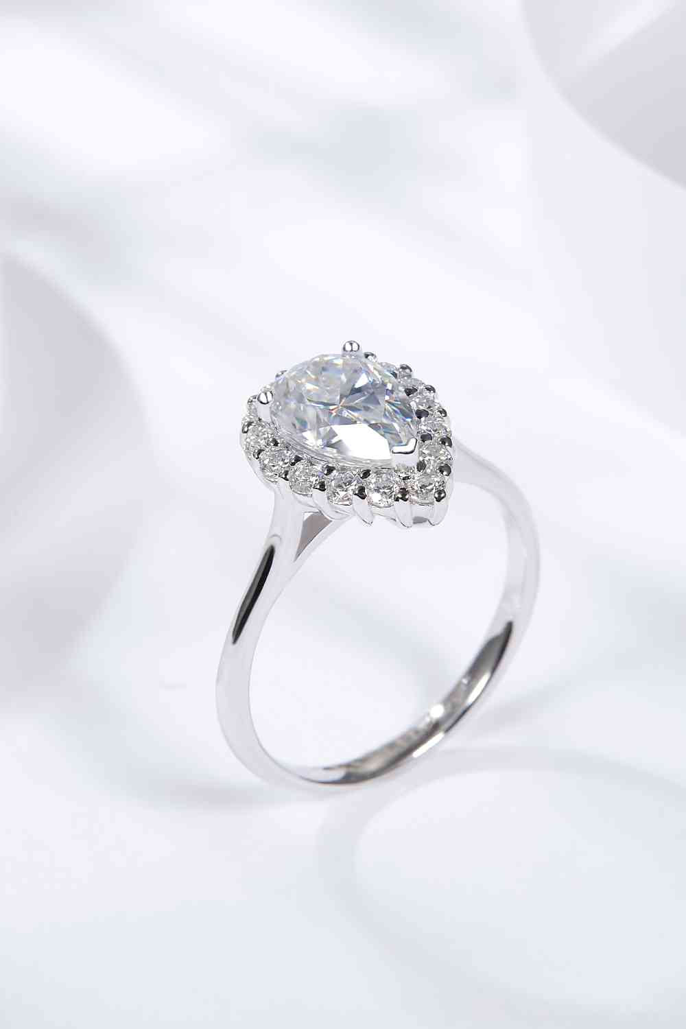 Dainty Delight 1.5 Carat Moissanite Ring