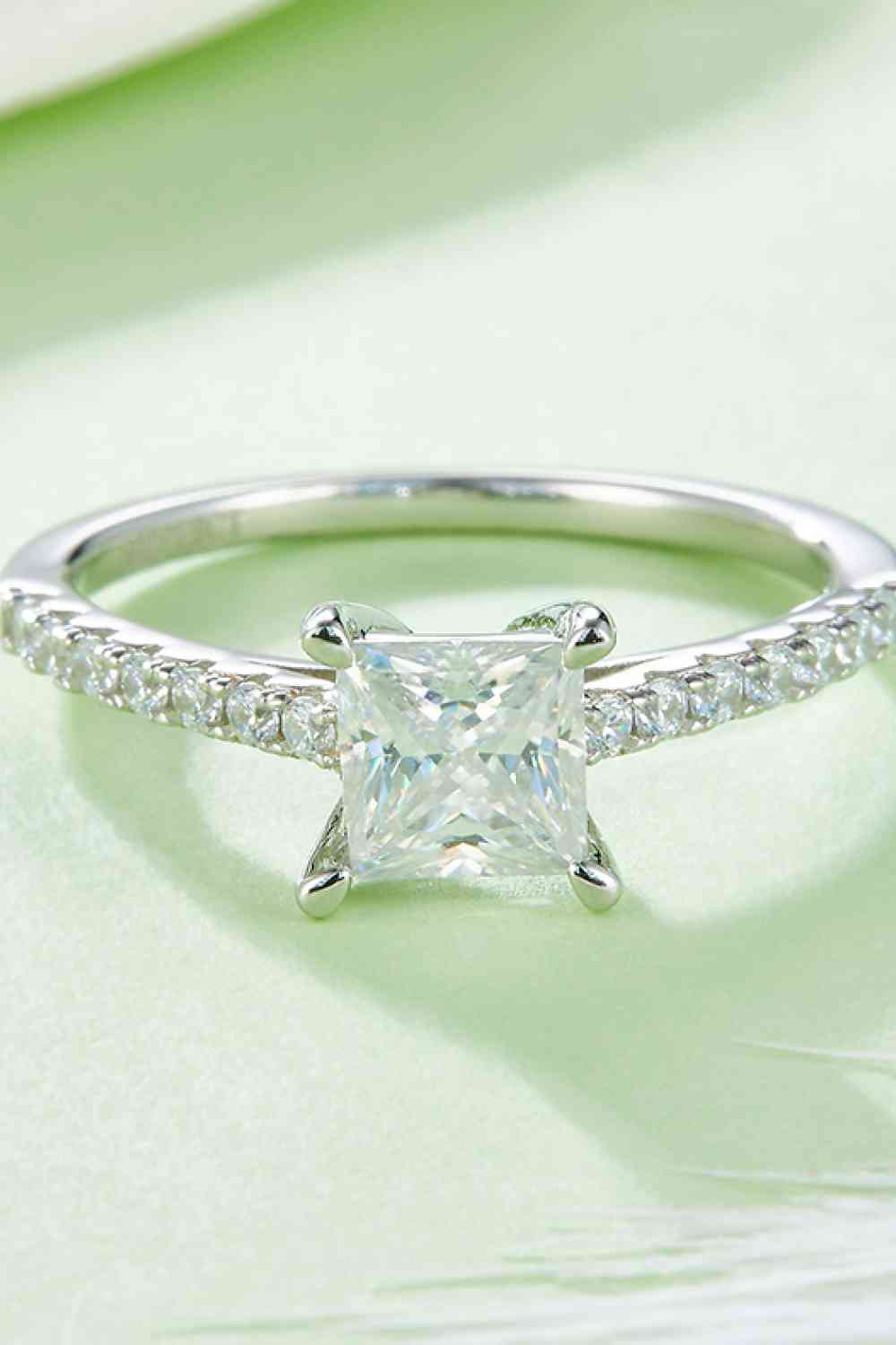 Velvet Whispers 1 Carat Moissanite Ring