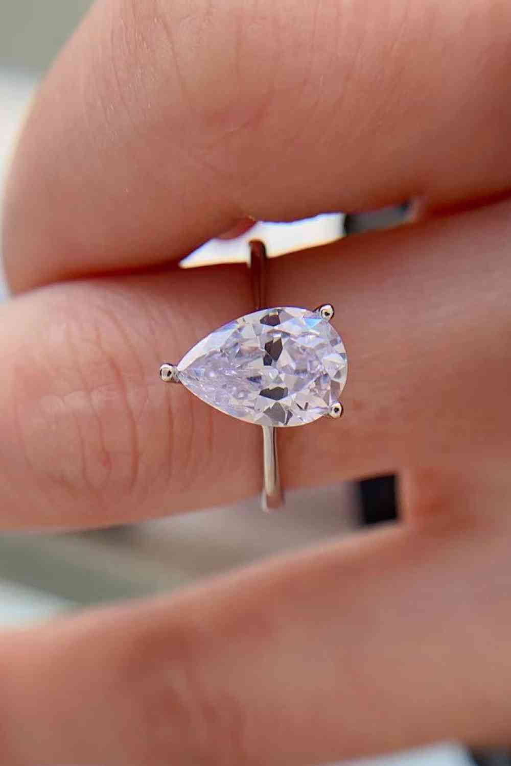 Classical Teardrop 2 Carat Moissanite Ring